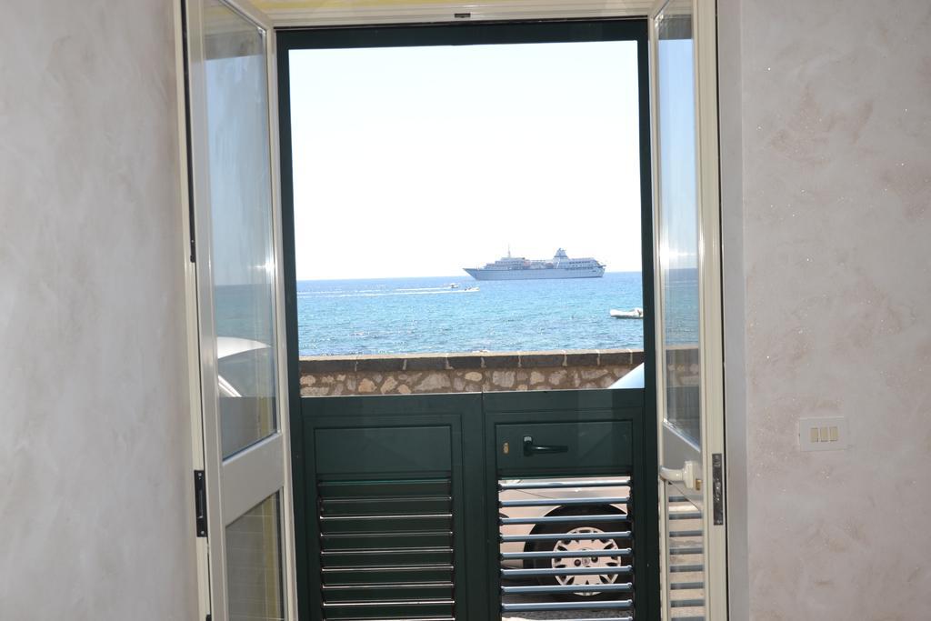 Casa Vacanza Sweet Home Giardini Naxos Kültér fotó